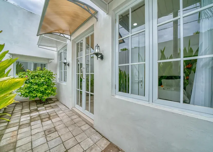 アパート 2 Bed Modern With Big Pool *